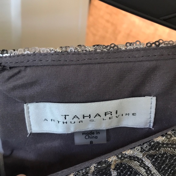 Tahari Special Occasion Sz 8 - Picture 3 of 4